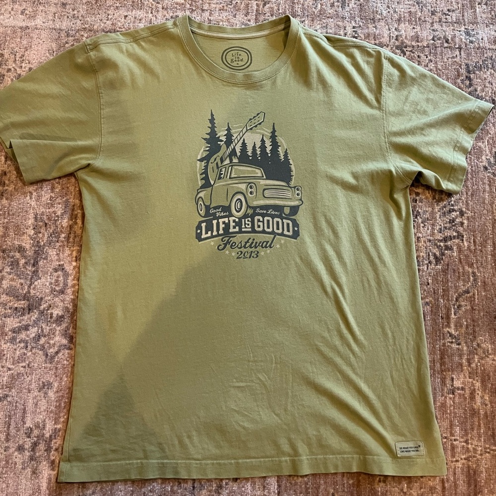 Life is Good Green Limited Edition Tee Men’s Medium